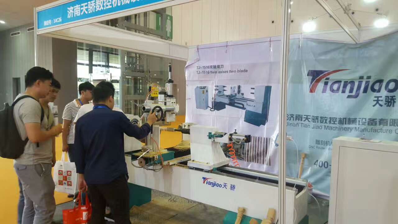 成都家具國(guó)際展會(huì)客戶咨詢中！